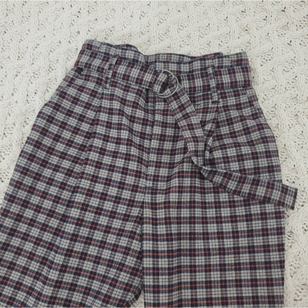 Hollister Ultra High Rise Retro Tapered Plaid Paperbag Trousers- New - Picture 6 of 9